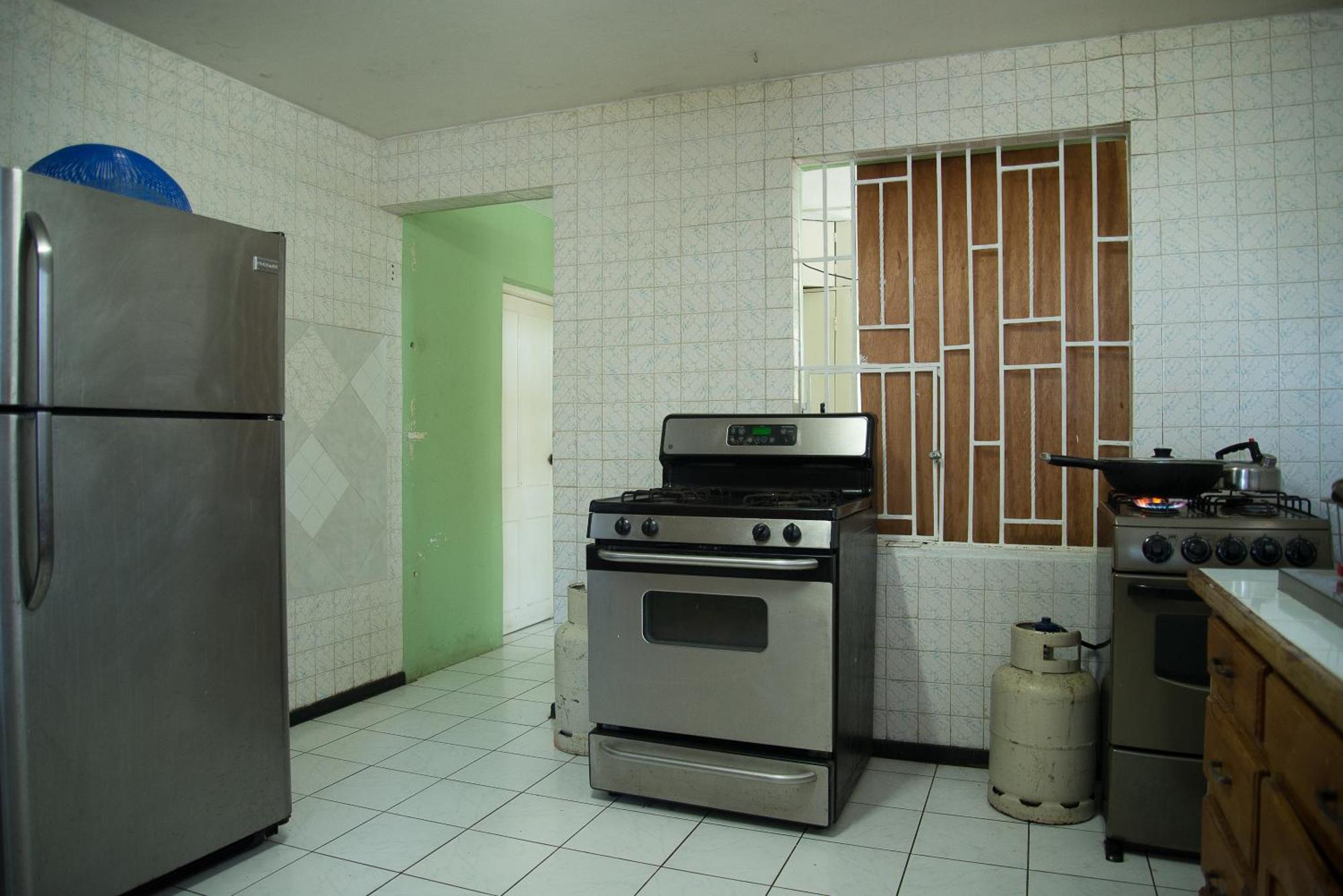 Villa Donna Inn Бухта Монтего Экстерьер фото