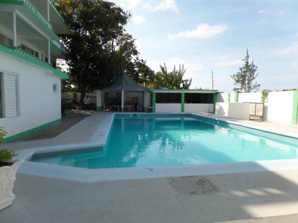 Villa Donna Inn Бухта Монтего Экстерьер фото